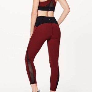 EUC Lululemon Train Times Crop (17") Size 8